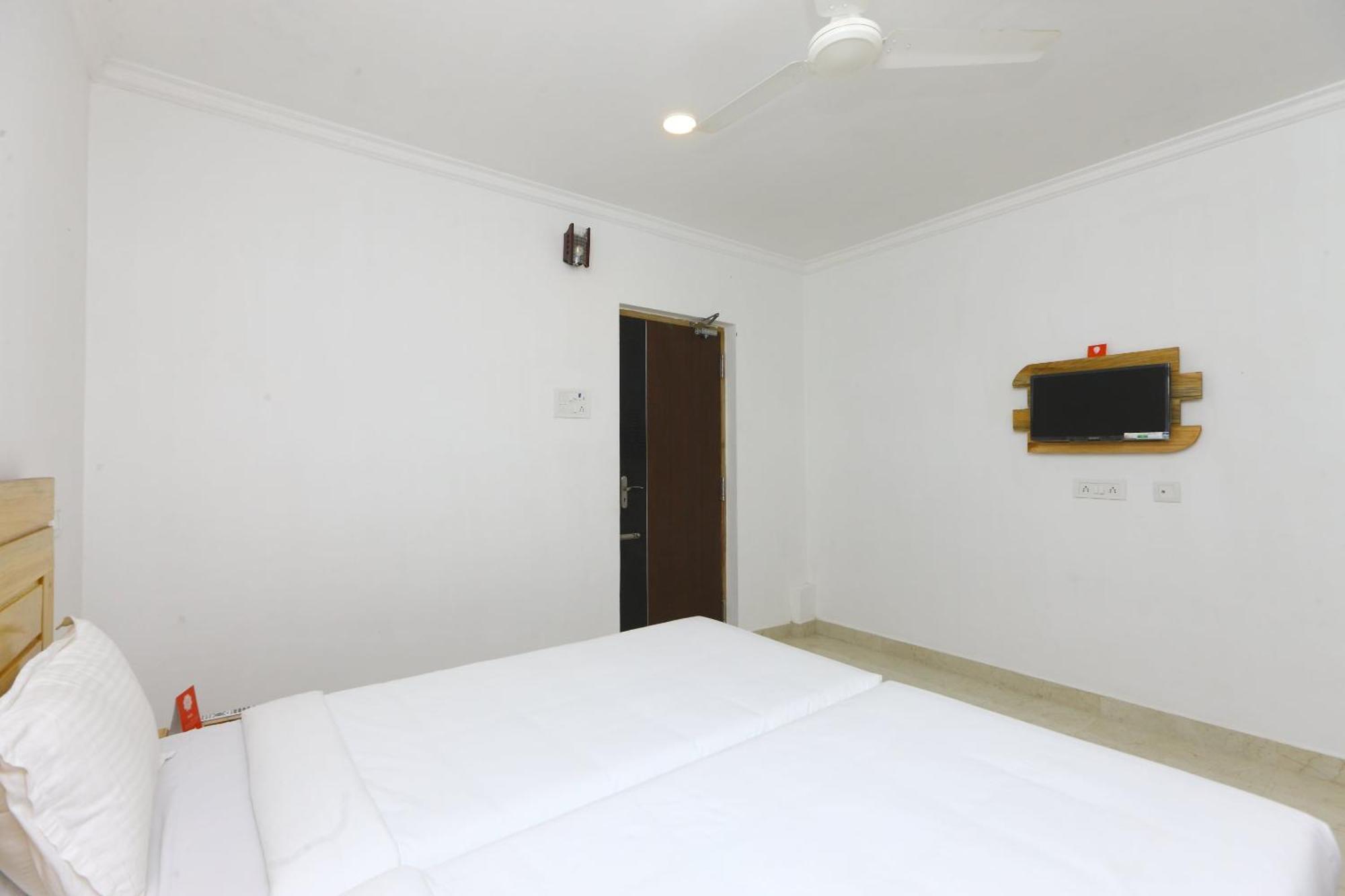 Hotel O Sri Bkm Guest House Chennai Exteriör bild